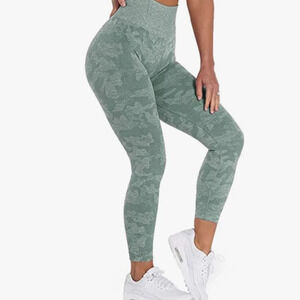 Women’s tummy control green camouflage leggings